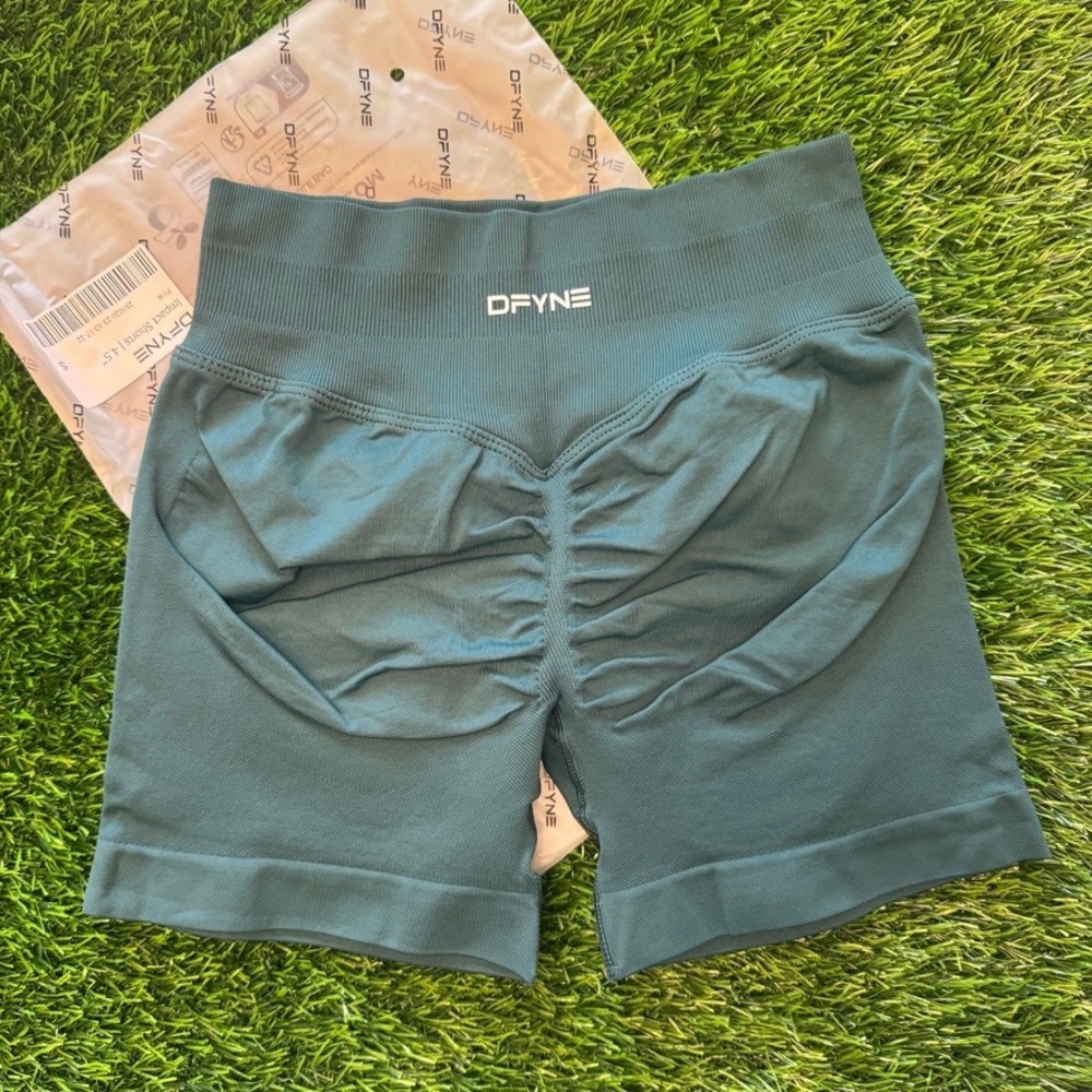 Dfyne impact shorts 4.5" pine small